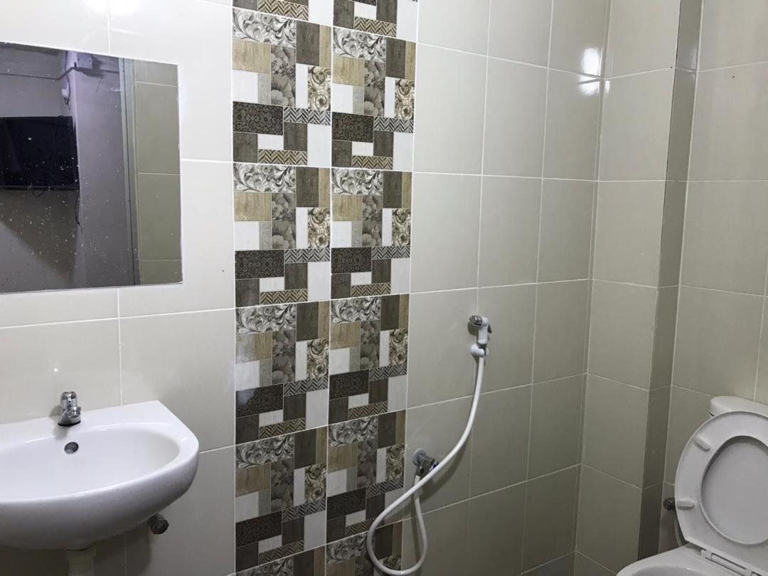 Axlite Hotel Тайпинг Екстериор снимка
